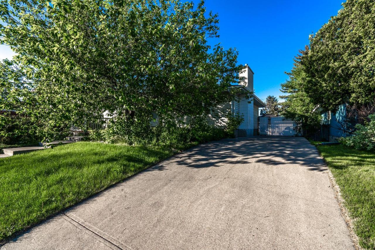 H-Home By Deerfoot City YYC Екстериор снимка